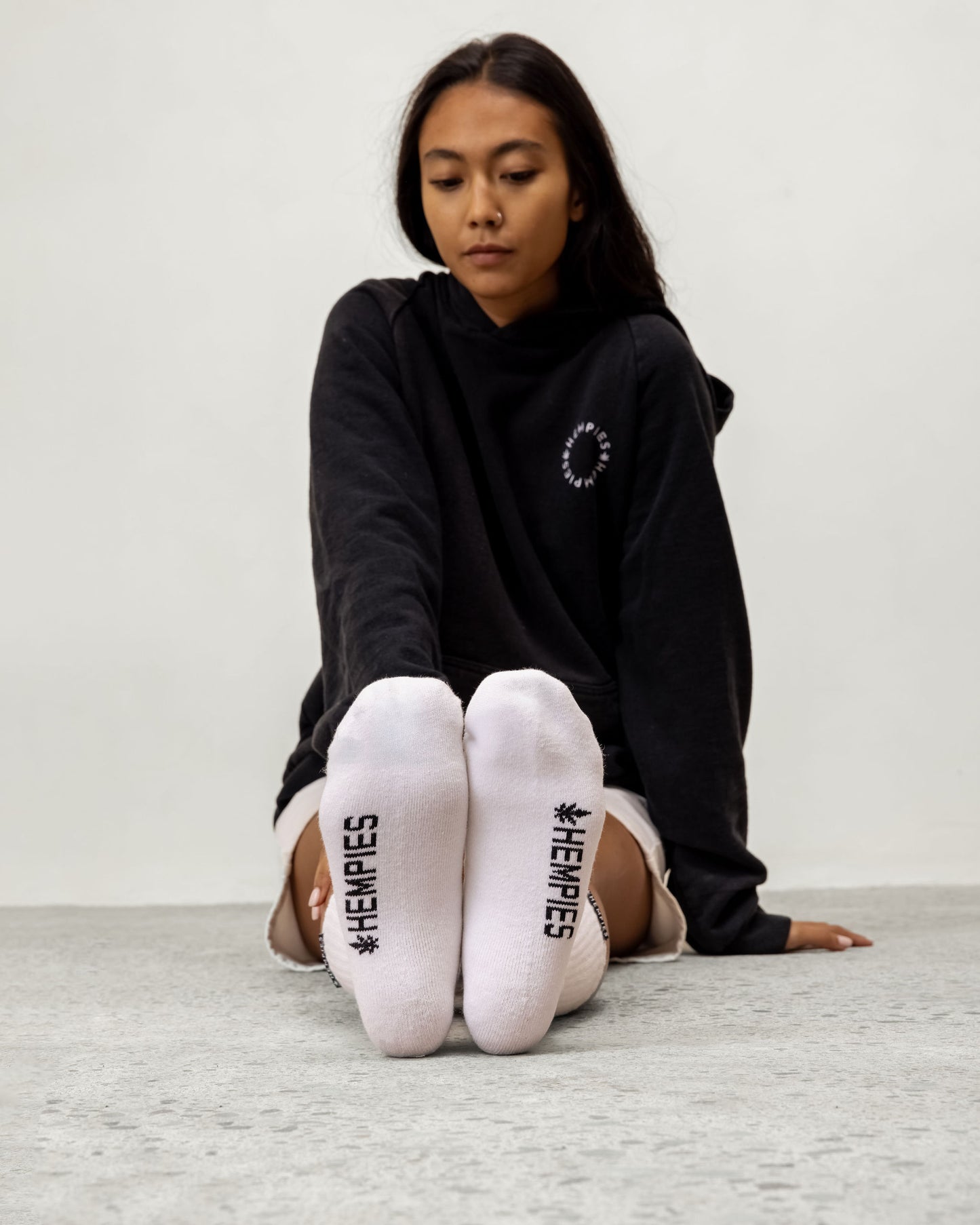 Everyday Hemp and Organic Cotton Blend Crew Socks in White