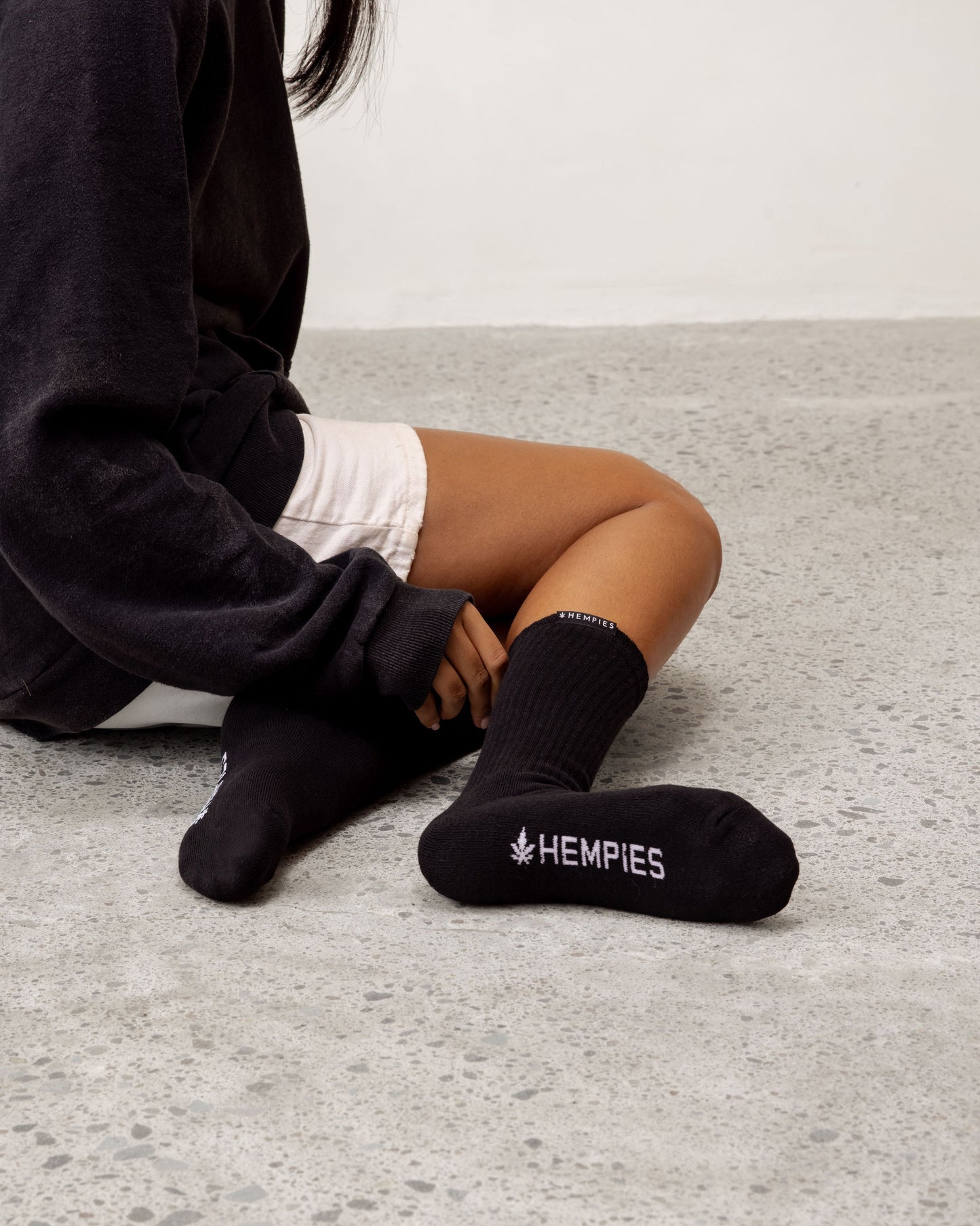 Everyday Hemp and Organic Cotton Blend Crew Socks in Black