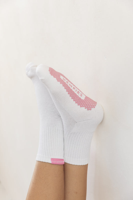 Studio Grip Socks - White Sock / Pink Grip